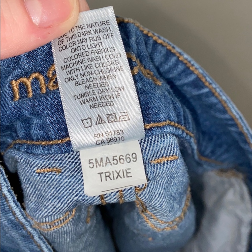 Maurices Best Seller Trixie High Rise Jean Shorts - Picture 12 of 13